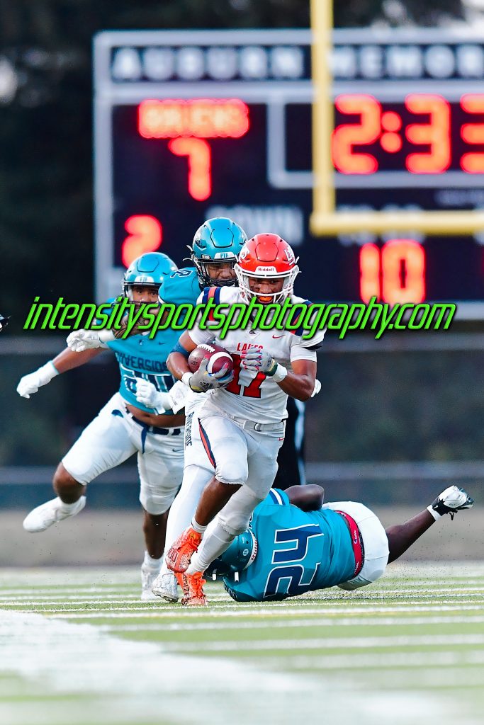 Lakes at Auburn Riverside Football Sentoa Leapai 17